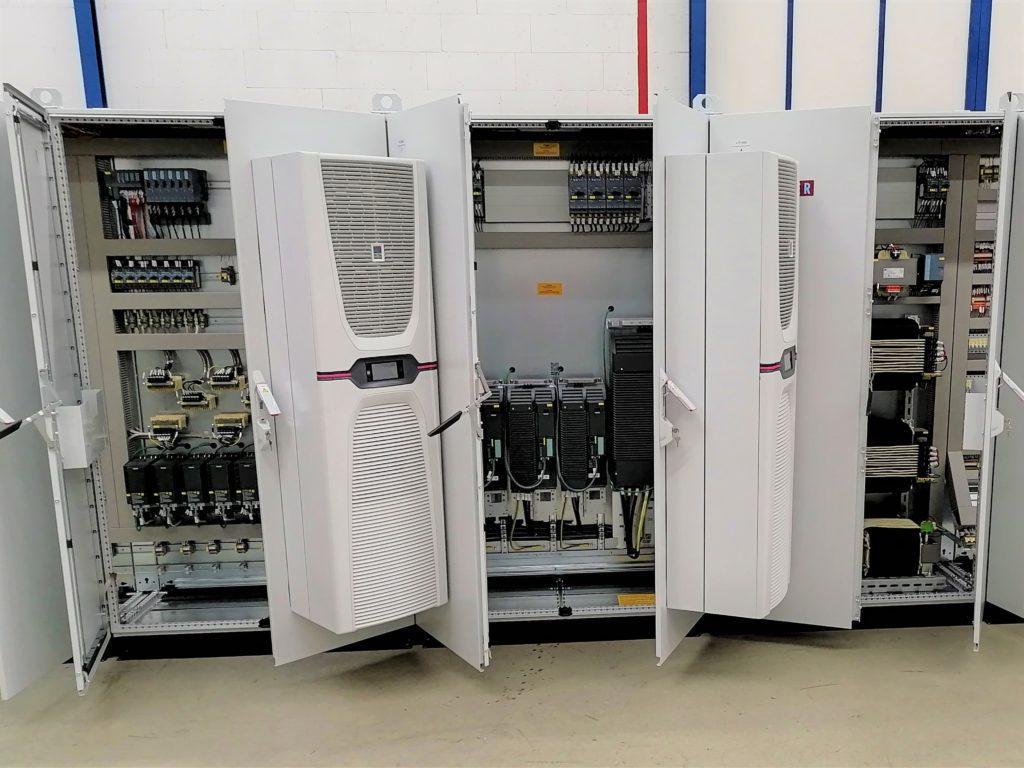 Keller HCW Gmbh, Schaltschrank, Datenlogger, Transportüberwachung. control cabinet, data logger, transport monitoring, shock