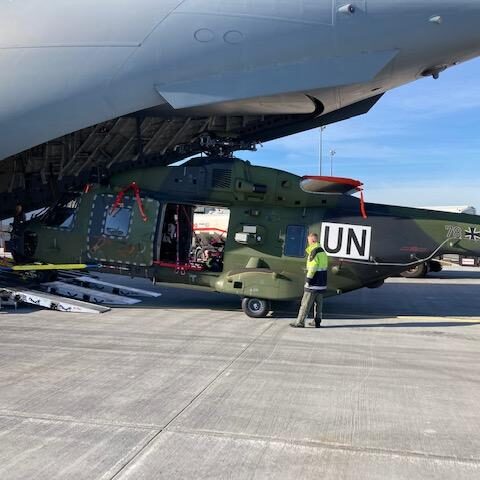 Bundeswehr_helicopter_transport_monitoring_datalogger